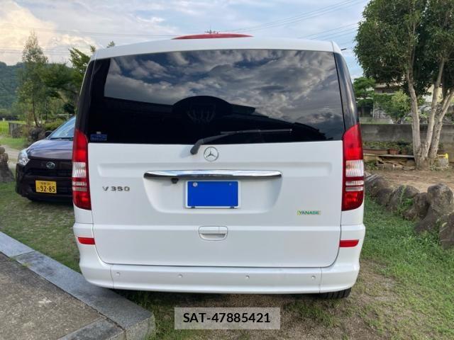 Mercedes Benz V-CLASS 2011-04 8562667-4