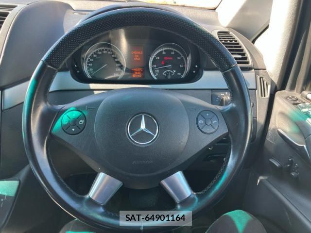 Mercedes Benz V-CLASS 2013-03 8685949-11