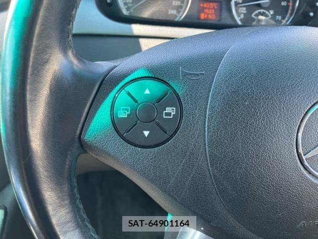 Mercedes Benz V-CLASS 2013-03 8685949-12