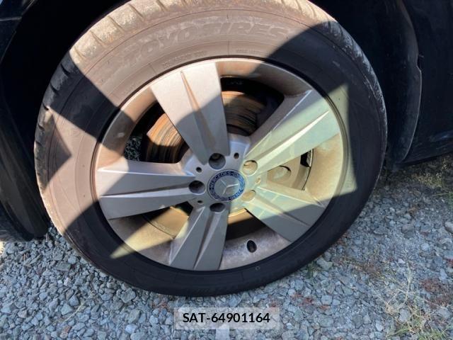 Mercedes Benz V-CLASS 2013-03 8685949-18