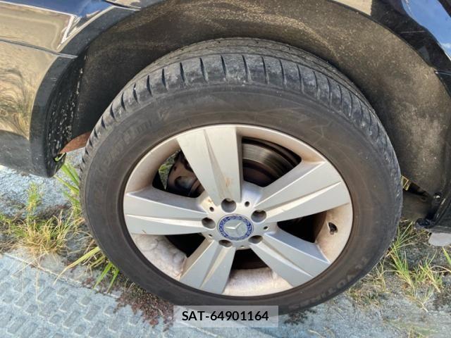 Mercedes Benz V-CLASS 2013-03 8685949-20