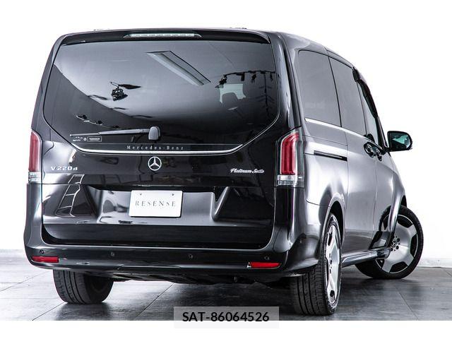 Mercedes Benz V-CLASS 2025-05 8743955-1