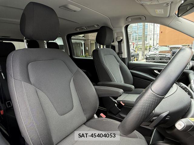 Mercedes Benz V-CLASS 2019-11 8830311-10
