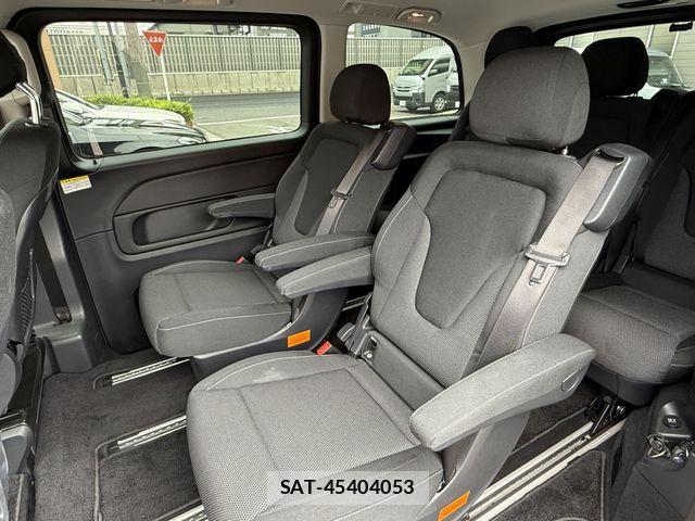 Mercedes Benz V-CLASS 2019-11 8830311-11