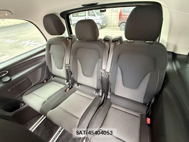 Mercedes Benz V-CLASS 2019-11 8830311-14