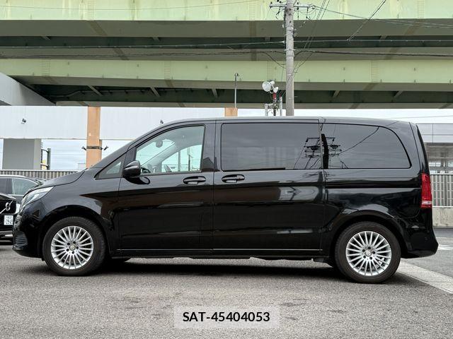 Mercedes Benz V-CLASS 2019-11 8830311-6