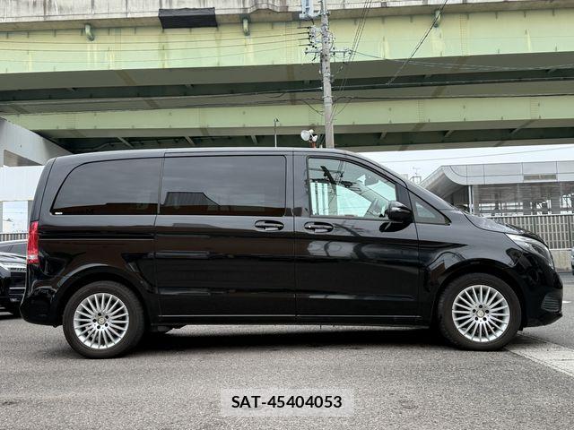 Mercedes Benz V-CLASS 2019-11 8830311-7