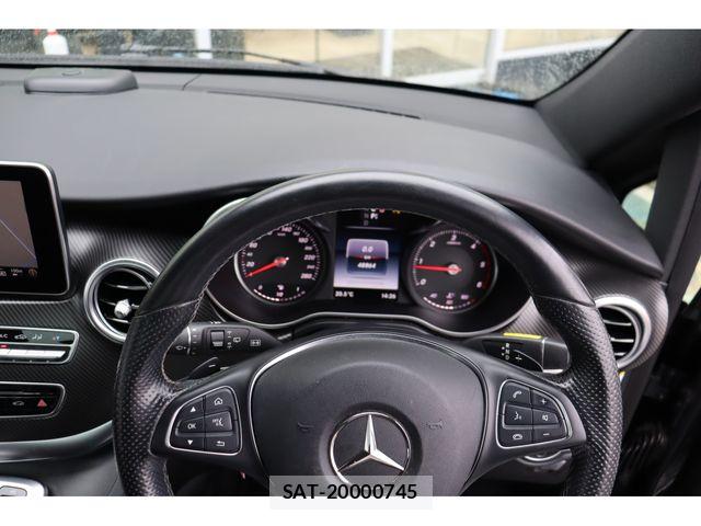 Mercedes Benz V-CLASS 2017-01 8830309-13