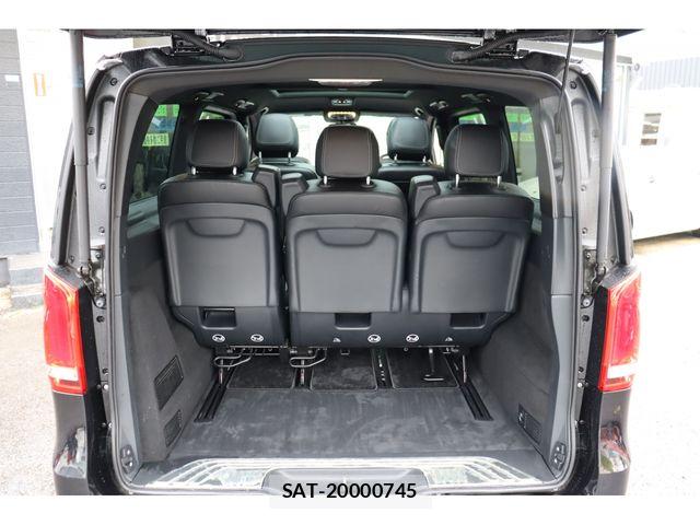 Mercedes Benz V-CLASS 2017-01 8830309-22