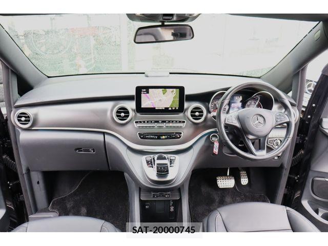 Mercedes Benz V-CLASS 2017-01 8830309-5