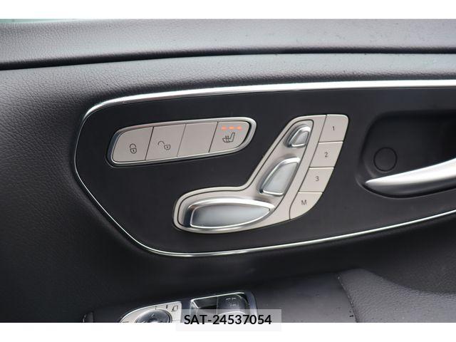Mercedes Benz V-CLASS 2017-06 8830310-8