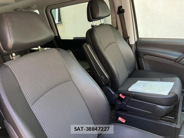 Mercedes Benz V-CLASS 2013-04 8830313-18
