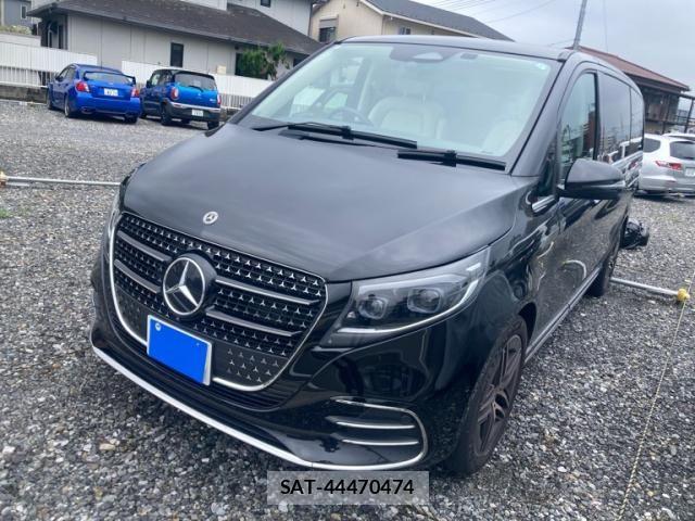 Mercedes Benz V-CLASS 2025-05 8830308-0