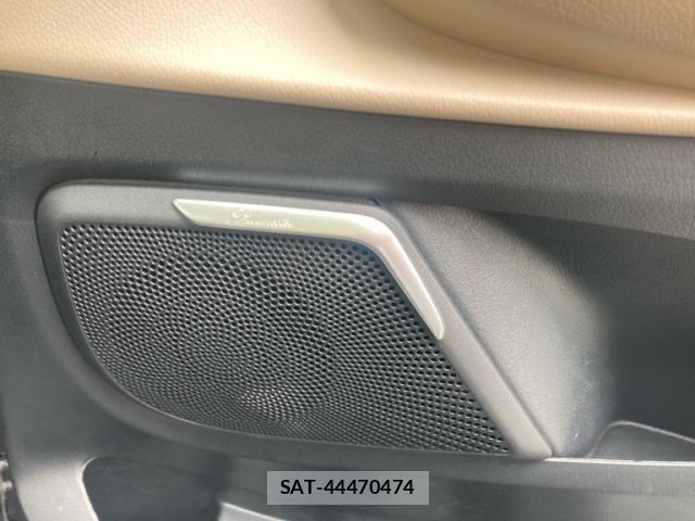 Mercedes Benz V-CLASS 2025-05 8830308-10