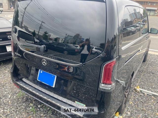 Mercedes Benz V-CLASS 2025-05 8830308-3