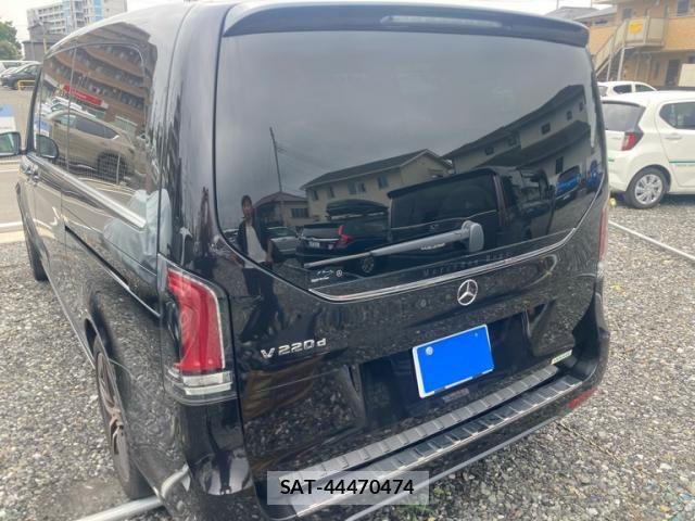 Mercedes Benz V-CLASS 2025-05 8830308-4