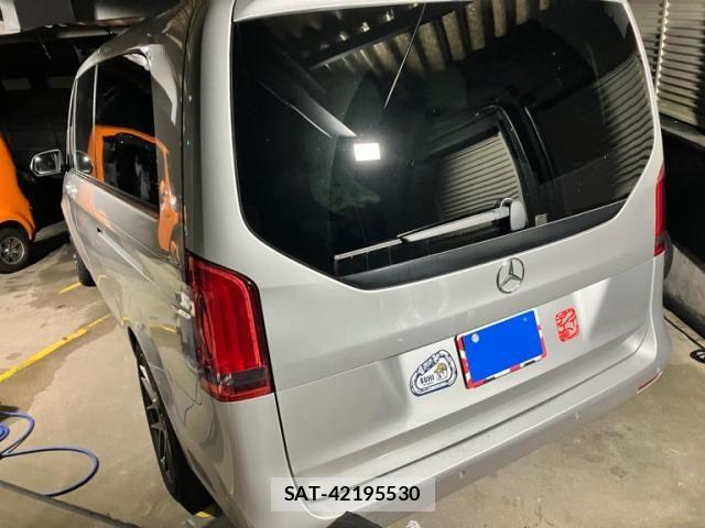 Mercedes Benz V-CLASS 2016-05 8883909-2