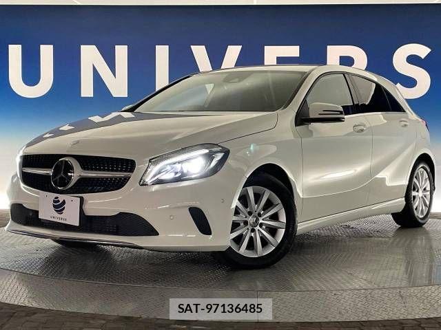 Mercedes Benz A-CLASS 2016-12 927815-11