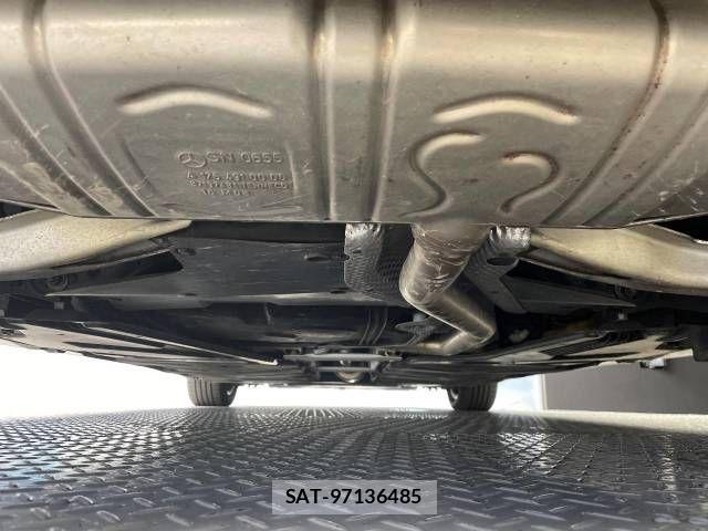 Mercedes Benz A-CLASS 2016-12 927815-19