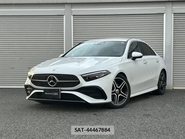 Mercedes Benz A-CLASS 2023-05 834884-0