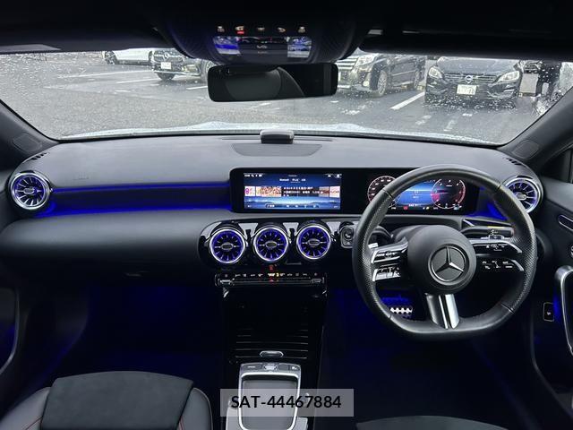 Mercedes Benz A-CLASS 2023-05 834884-10