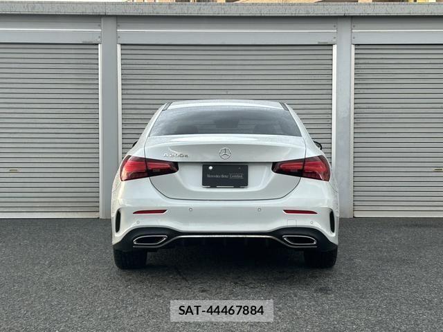 Mercedes Benz A-CLASS 2023-05 834884-14