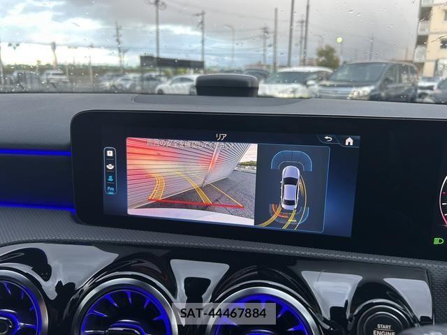 Mercedes Benz A-CLASS 2023-05 834884-6