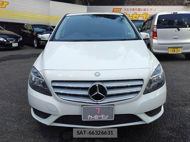 Mercedes Benz B-CLASS 2013-08 730627-15