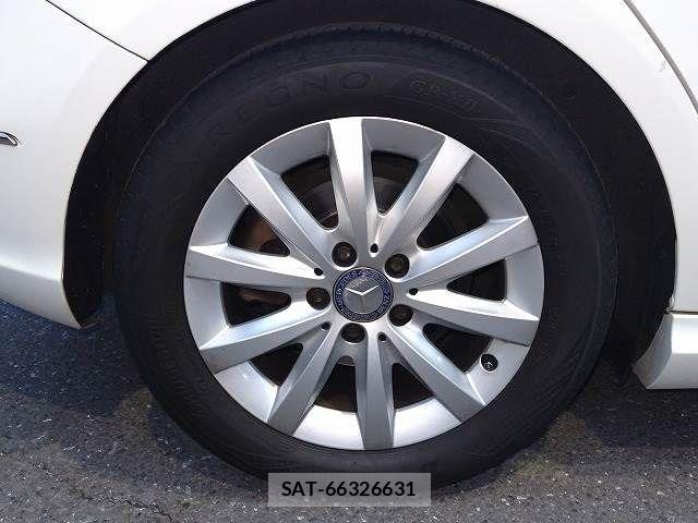 Mercedes Benz B-CLASS 2013-08 730627-19