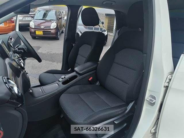 Mercedes Benz B-CLASS 2013-08 730627-24