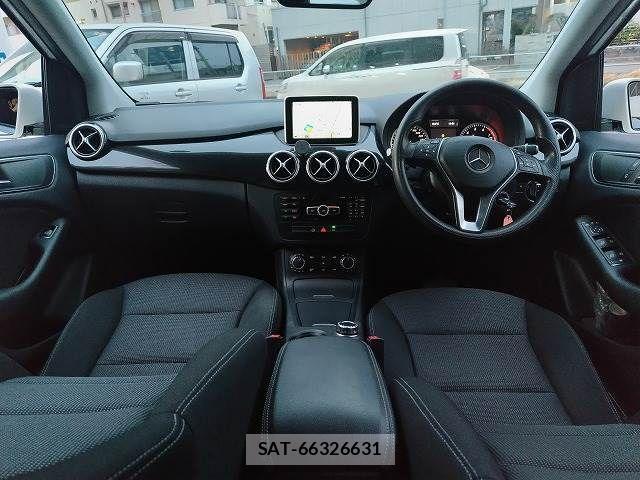 Mercedes Benz B-CLASS 2013-08 730627-2