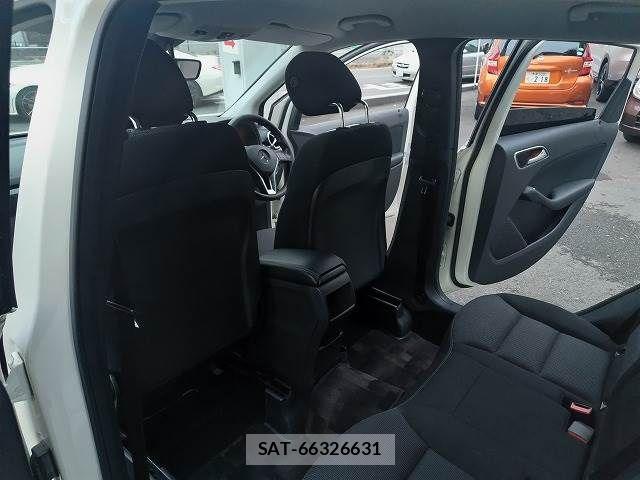 Mercedes Benz B-CLASS 2013-08 730627-29