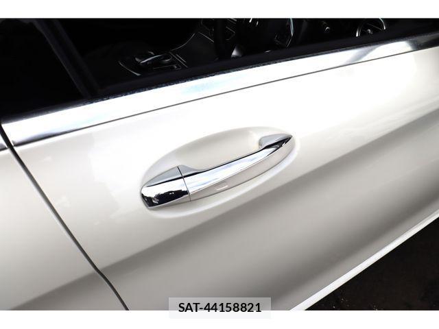 Mercedes Benz C-CLASS 2017-01 633365-16