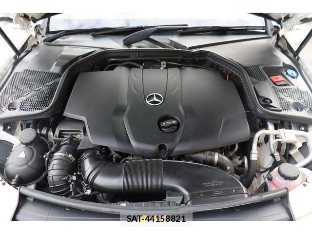 Mercedes Benz C-CLASS 2017-01 633365-23