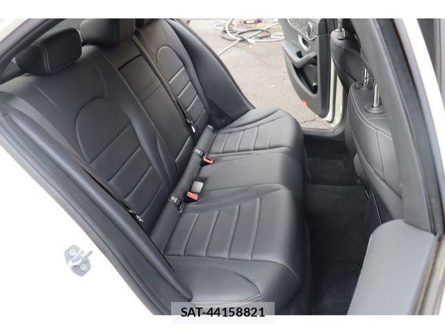 Mercedes Benz C-CLASS 2017-01 633365-3