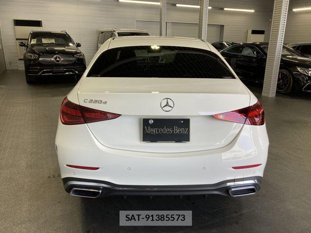 Mercedes Benz C-CLASS 2024-11 1123965-3