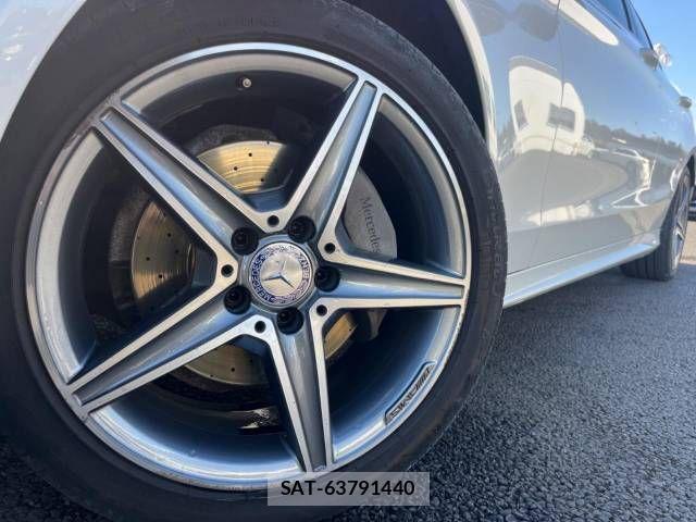 Mercedes Benz C-CLASS 2017-03 769436-13