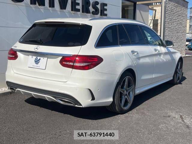 Mercedes Benz C-CLASS 2017-03 769436-17