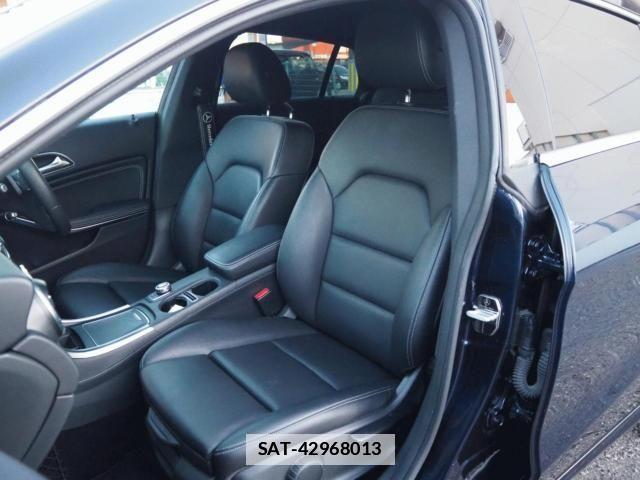 Mercedes Benz CLA-CLASS 2017-08 789265-12