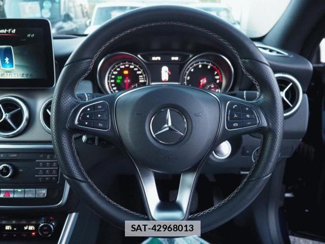 Mercedes Benz CLA-CLASS 2017-08 789265-17