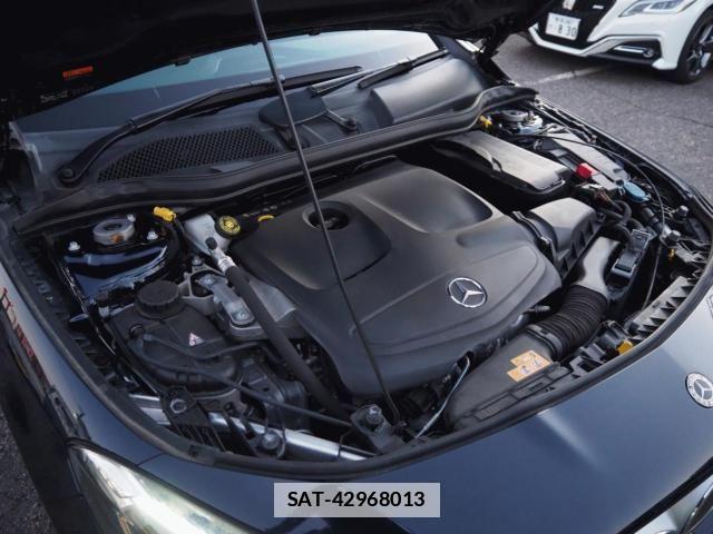Mercedes Benz CLA-CLASS 2017-08 789265-19