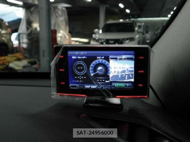 Mercedes Benz CLA-CLASS 2018-10 957984-15