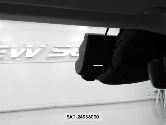 Mercedes Benz CLA-CLASS 2018-10 957984-16