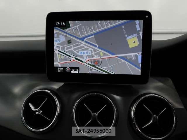 Mercedes Benz CLA-CLASS 2018-10 957984-4