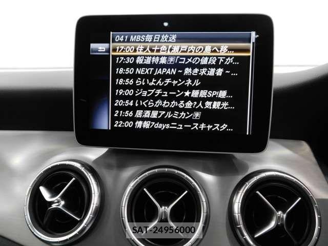 Mercedes Benz CLA-CLASS 2018-10 957984-7