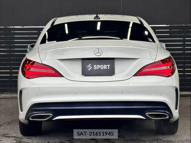 Mercedes Benz CLA-CLASS 2017-11 826407-13