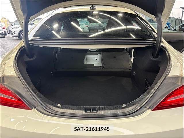 Mercedes Benz CLA-CLASS 2017-11 826407-17