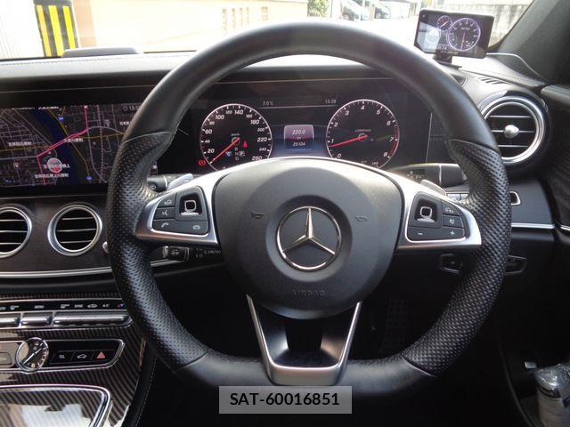 Mercedes Benz E-CLASS 2017-05 639947-15