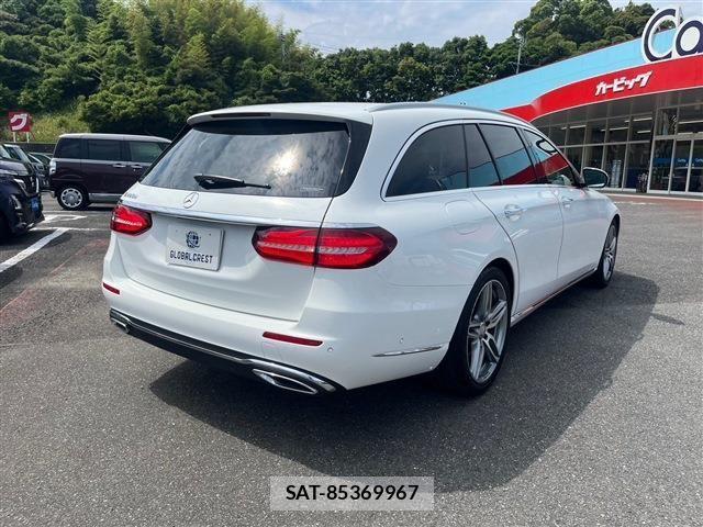 Mercedes Benz E-CLASS 2018-09 611788-10