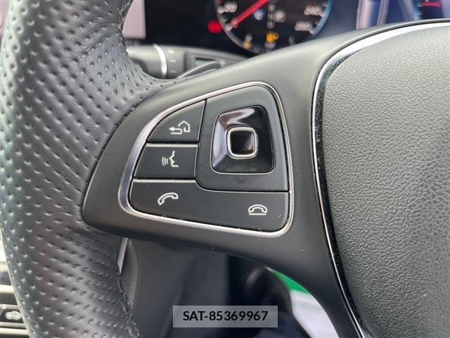 Mercedes Benz E-CLASS 2018-09 611788-17